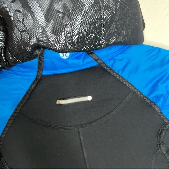 Lululemon Run Blue Black Long Sleeve Zip Front Quilted Bundle Up Jacket Size S - Picture 13 of 15